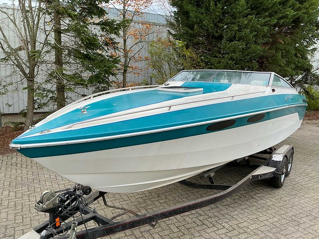 1987 chris-craft stinger 260 speedboot - afbeelding 28 van  33