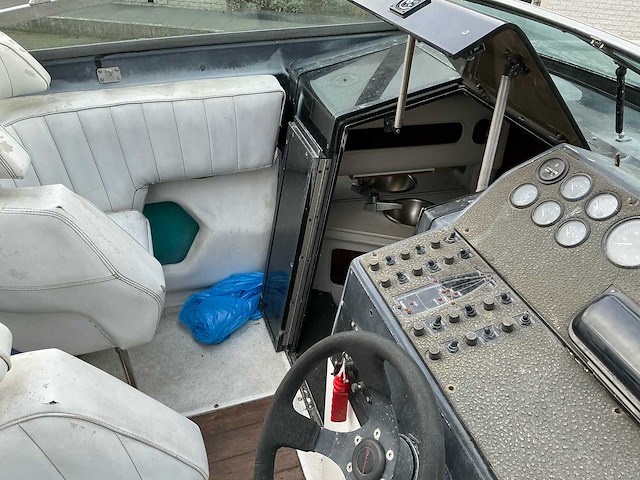 1987 chris-craft stinger 260 speedboot - afbeelding 9 van  33