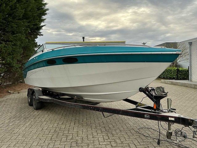 1987 chris-craft stinger 260 speedboot - afbeelding 29 van  33