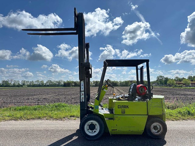 1987 clark gpm 25w forklift trucks - afbeelding 2 van  9