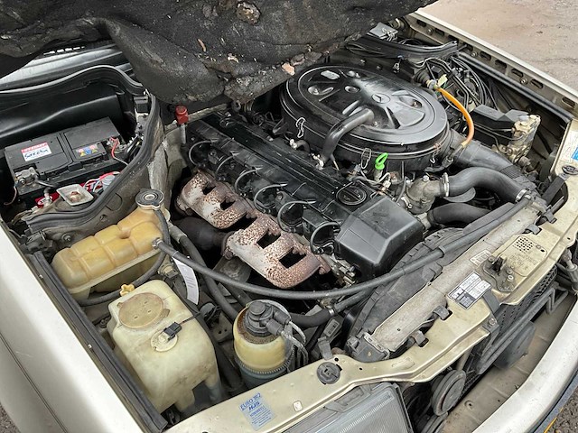 1987 daimler benz 200-500 (w124) e300 personenauto - afbeelding 11 van  18
