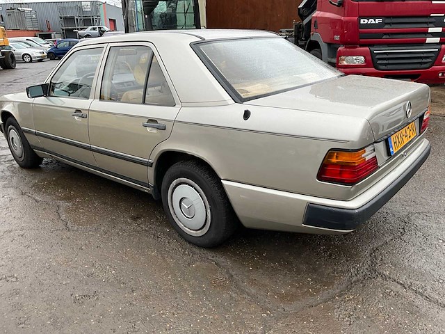 1987 daimler benz 200-500 (w124) e300 personenauto - afbeelding 7 van  18