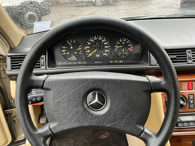 1987 daimler benz 200-500 (w124) e300 personenauto - afbeelding 18 van  18