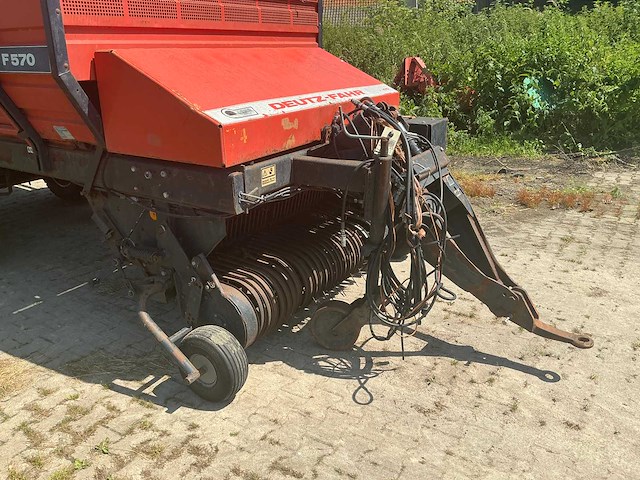 1987 deutz fahr k570 opraapwagen - afbeelding 4 van  32