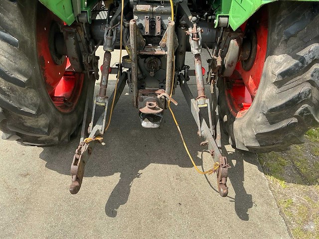1987 fendt 305ls tweewielaangedreven landbouwtractor - afbeelding 4 van  31