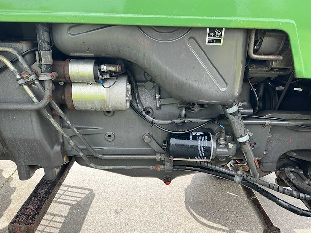 1987 fendt 305ls tweewielaangedreven landbouwtractor - afbeelding 11 van  31