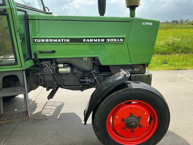 1987 fendt 305ls tweewielaangedreven landbouwtractor - afbeelding 28 van  31