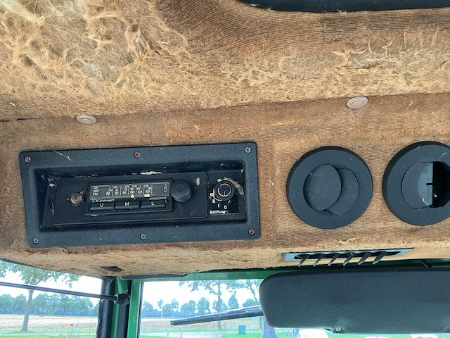 1987 fendt farmer 305ls tweewielaangedreven landbouwtractor - afbeelding 23 van  31