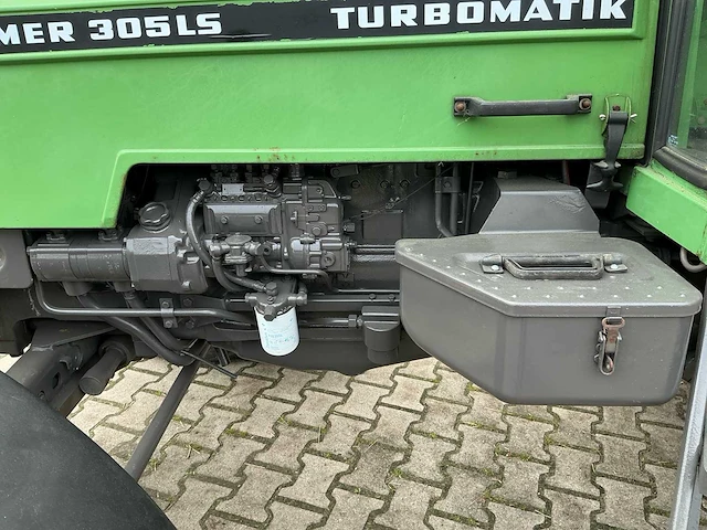1987 fendt farmer 305ls tweewielaangedreven landbouwtractor - afbeelding 4 van  30
