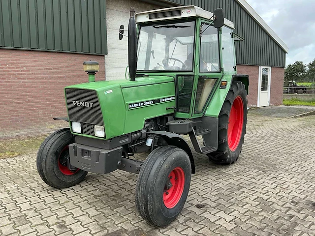 1987 fendt farmer 305ls tweewielaangedreven landbouwtractor - afbeelding 25 van  30