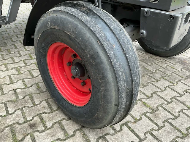 1987 fendt farmer 305ls tweewielaangedreven landbouwtractor - afbeelding 12 van  30