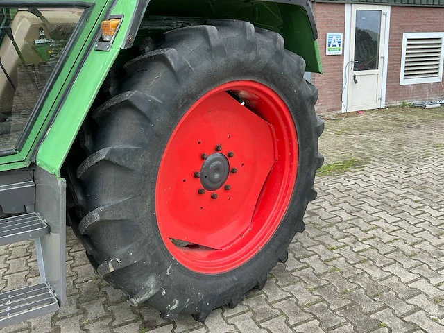 1987 fendt farmer 305ls tweewielaangedreven landbouwtractor - afbeelding 14 van  30