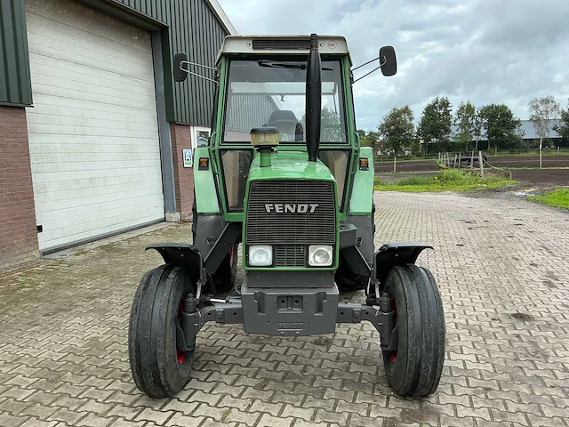 1987 fendt farmer 305ls tweewielaangedreven landbouwtractor - afbeelding 26 van  30