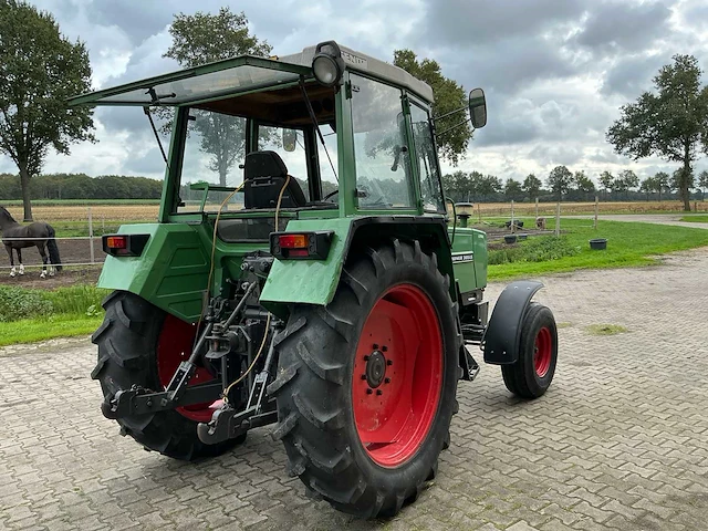 1987 fendt farmer 305ls tweewielaangedreven landbouwtractor - afbeelding 23 van  30