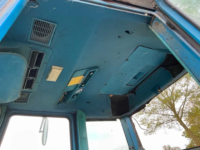 1987 ford 5610 tweewielaangedreven landbouwtractor - afbeelding 9 van  18