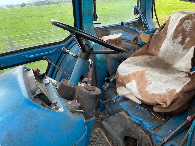 1987 ford 5610 tweewielaangedreven landbouwtractor - afbeelding 10 van  18