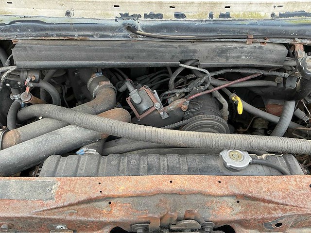 1987 ford ecoline 150 personenauto - afbeelding 13 van  17