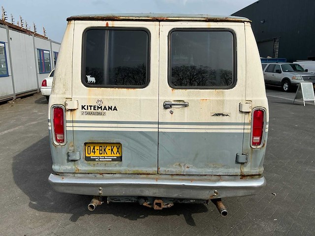 1987 ford ecoline 150 personenauto - afbeelding 14 van  17