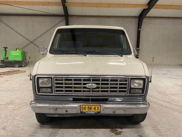 1987 ford econoline 150 oldtimer - afbeelding 11 van  18