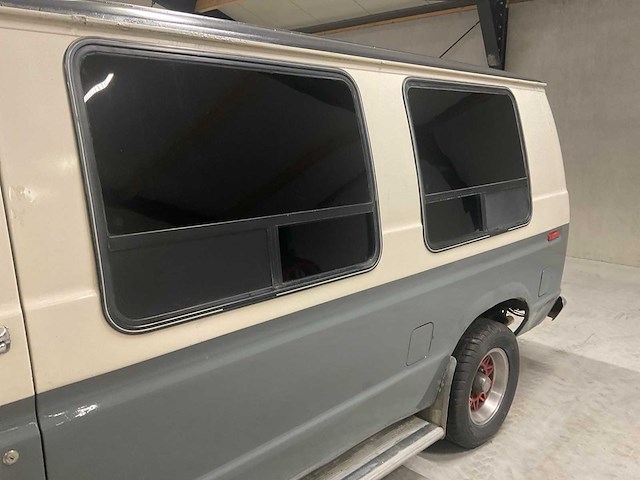 1987 ford econoline 150 oldtimer - afbeelding 16 van  18