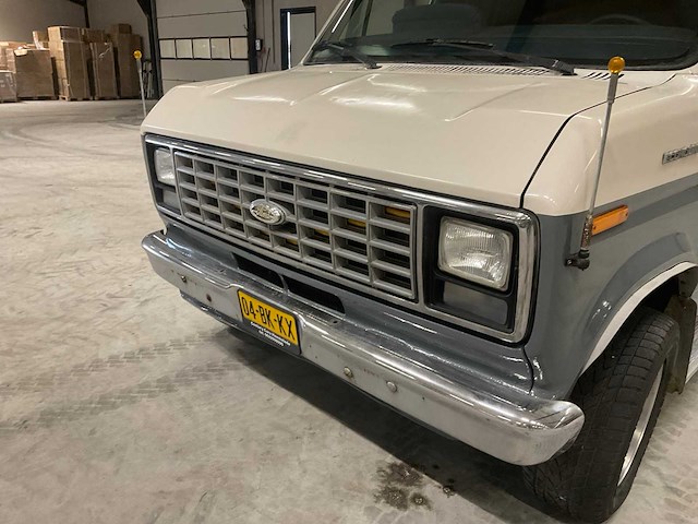 1987 ford econoline 150 oldtimer - afbeelding 18 van  18