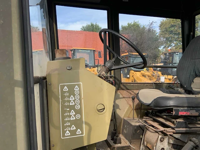 1987 fortschritt zt 323-a vierwielaangedreven landbouwtractor - afbeelding 27 van  43