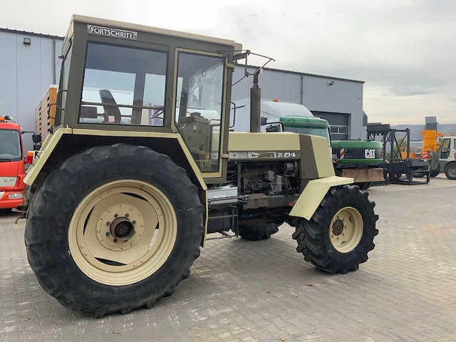 1987 fortschritt zt 323-a vierwielaangedreven landbouwtractor - afbeelding 40 van  43