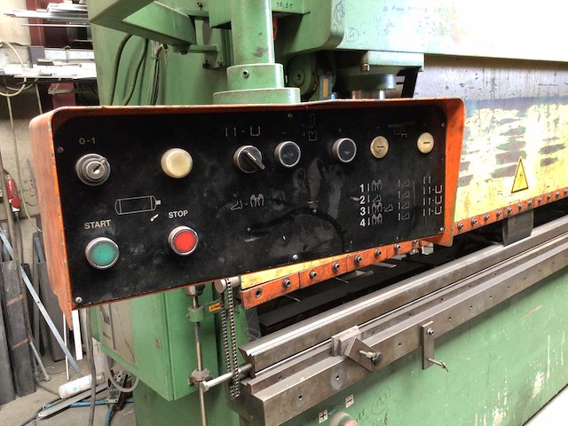 1987 haco pph 30 110 hydraulische vouwmachine - afbeelding 3 van  8