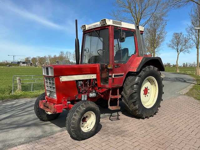 1987 international 743 xl /745 xl tweewielaangedreven landbouwtractor - afbeelding 1 van  27
