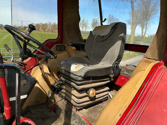1987 international 743 xl /745 xl tweewielaangedreven landbouwtractor - afbeelding 14 van  27