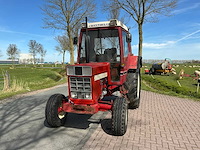 1987 international 743 xl /745 xl tweewielaangedreven landbouwtractor - afbeelding 21 van  27