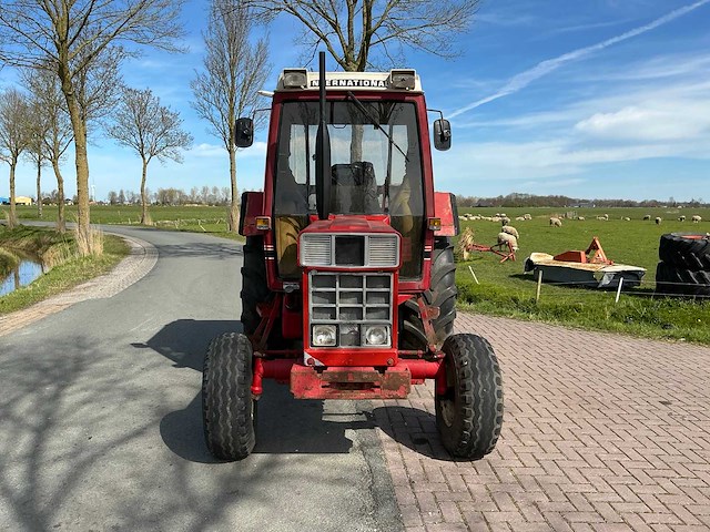 1987 international 743 xl /745 xl tweewielaangedreven landbouwtractor - afbeelding 22 van  27