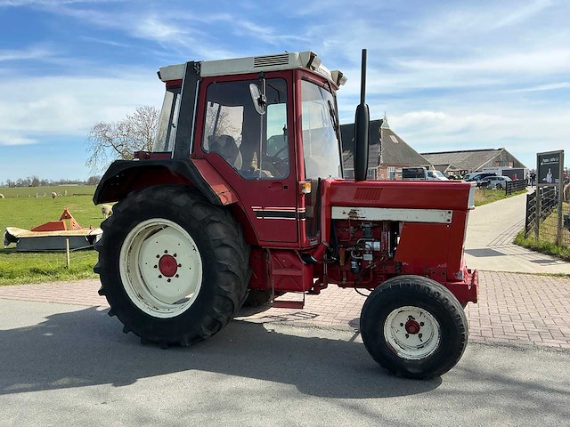 1987 international 743 xl /745 xl tweewielaangedreven landbouwtractor - afbeelding 24 van  27