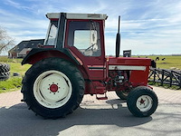 1987 international 743 xl /745 xl tweewielaangedreven landbouwtractor - afbeelding 25 van  27