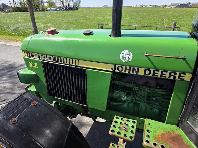 1987 john deere 2140 vierwielaangedreven landbouwtractor - afbeelding 17 van  35