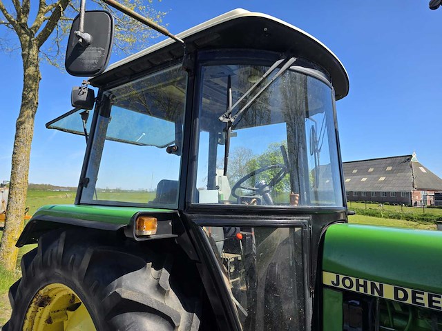 1987 john deere 2140 vierwielaangedreven landbouwtractor - afbeelding 24 van  35