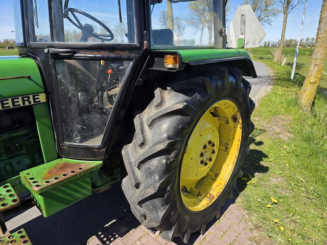 1987 john deere 2140 vierwielaangedreven landbouwtractor - afbeelding 17 van  35