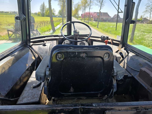 1987 john deere 2140 vierwielaangedreven landbouwtractor - afbeelding 21 van  35