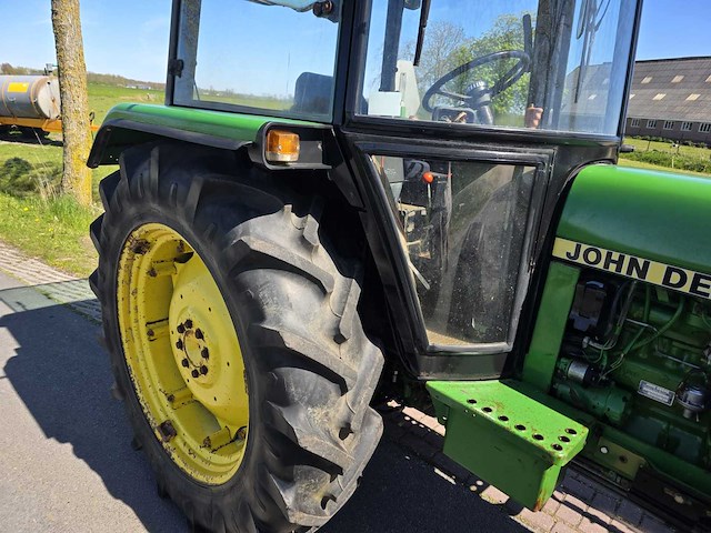 1987 john deere 2140 vierwielaangedreven landbouwtractor - afbeelding 34 van  35