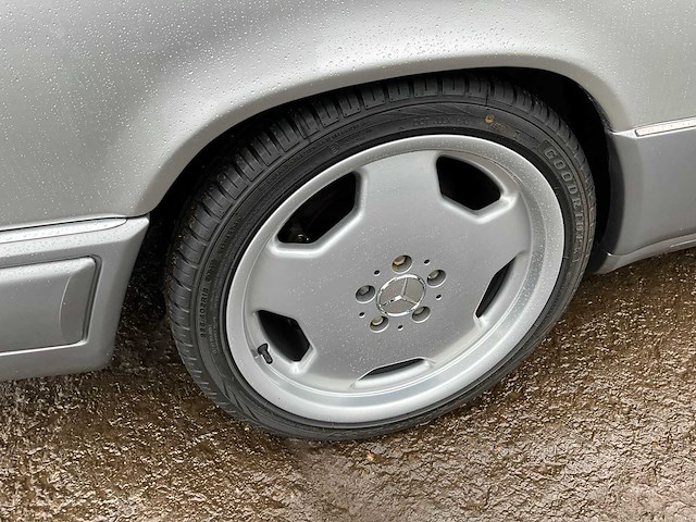 1987 mercedes-benz 200-500 (w124) 230ce personenauto - afbeelding 20 van  29