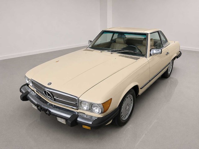 1987 mercedes-benz 560 sl roadster | german classic sports car - afbeelding 1 van  33