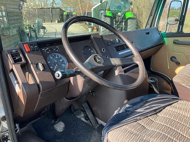1987 mercedes-benz 609d bedrijfswagen - afbeelding 11 van  35