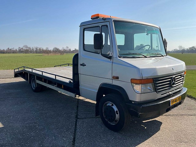 1987 mercedes-benz 609d bedrijfswagen - afbeelding 1 van  35