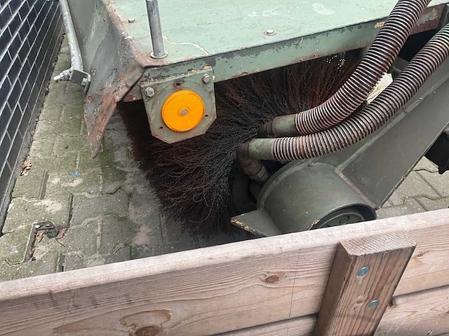 1987 nido hf-25-ds veegmachine - afbeelding 9 van  15