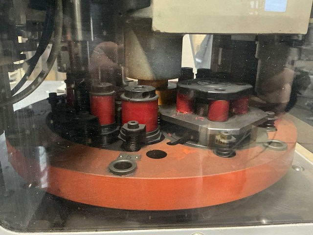 1987 nisshinbo mtp-500 ponsmachine - afbeelding 6 van  57