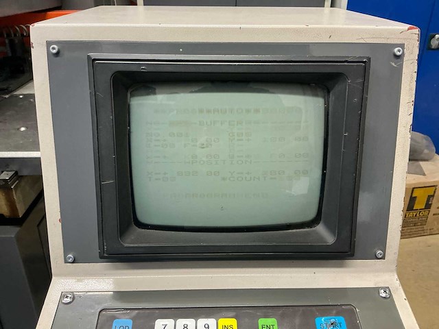 1987 nisshinbo mtp-500 ponsmachine - afbeelding 17 van  57