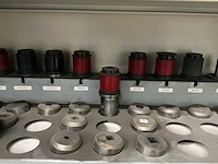 1987 nisshinbo mtp-500 ponsmachine - afbeelding 33 van  57