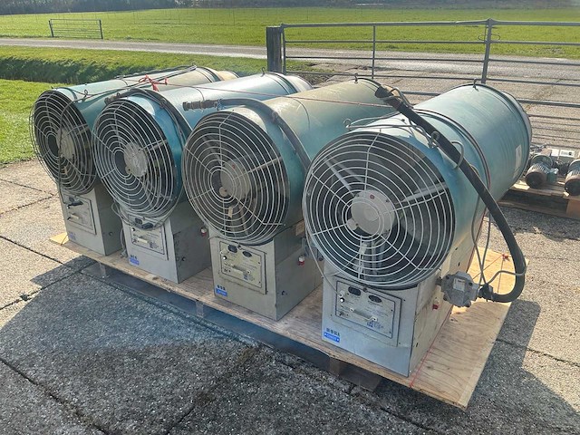 1987 priva da10 heteluchtkachel (4x) - afbeelding 1 van  12