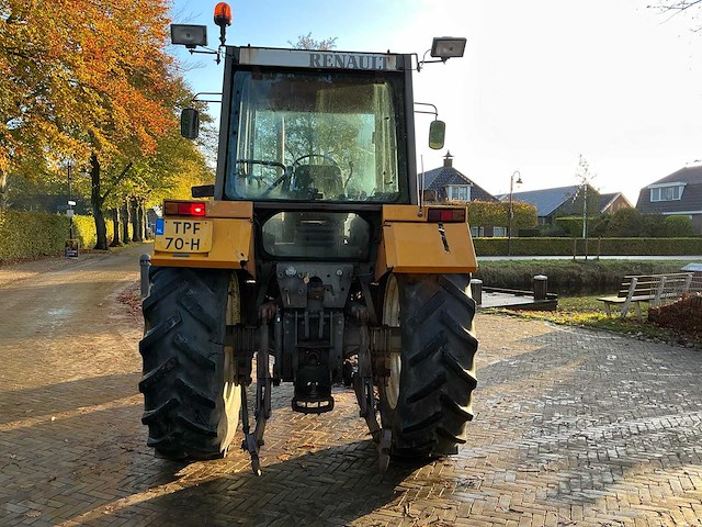 1987 renault 133.14 vierwielaangedreven landbouwtractor - afbeelding 6 van  27