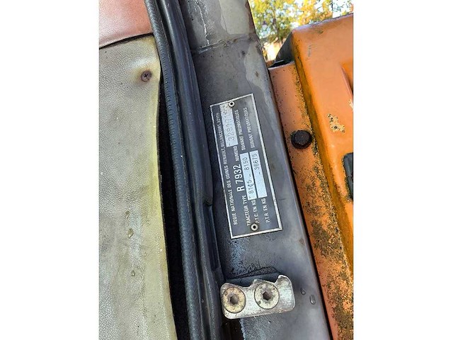 1987 renault 133.14 vierwielaangedreven landbouwtractor - afbeelding 7 van  27